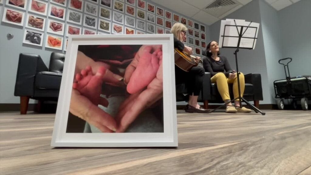 Organizations Use Music to Help Babies Born with Drug Addiction